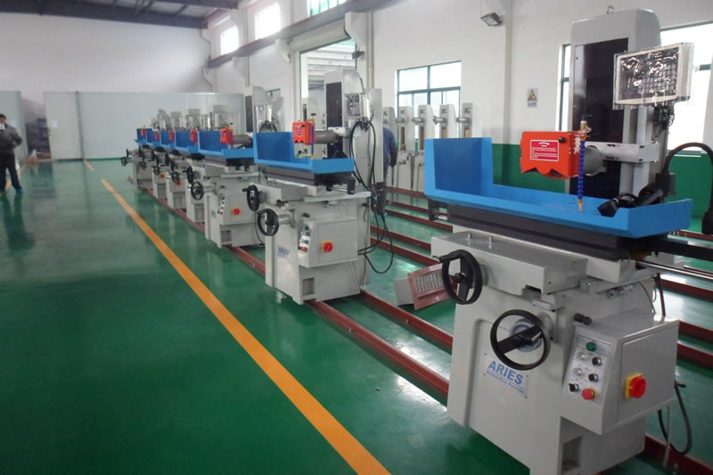 Grinding machine